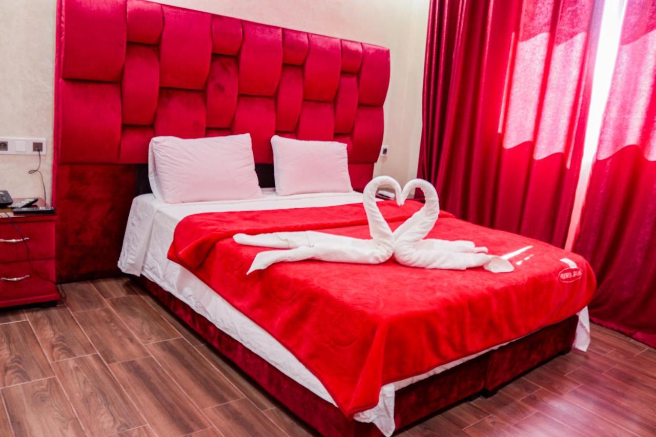 Hotel Borj El Arab Khouribga Exterior photo
